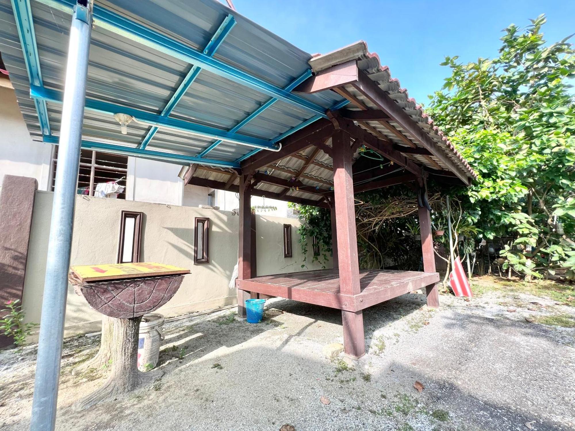 Teratai Homestay 3 Batu Buruk Kuala Terengganu Luaran gambar